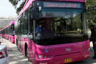 Karachi's Pink Bus Service New Routes Announced with Free Service for 2 Months