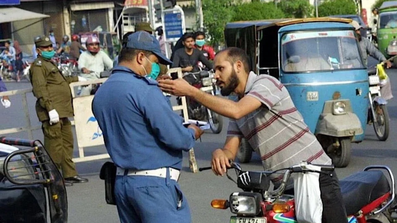 Rs2,000 Challan to be Issued