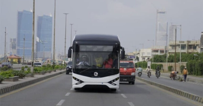 Karachi To Get 50 New Electric Buses Soon