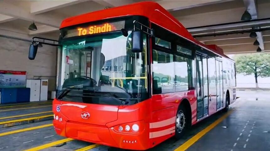 Sindh Government Unveils Karachi Red Bus New Routes