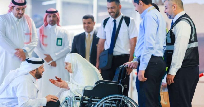 Oldest Hajj Pilgrim of 2024 Receives Warm Welcome in Saudi Arabia