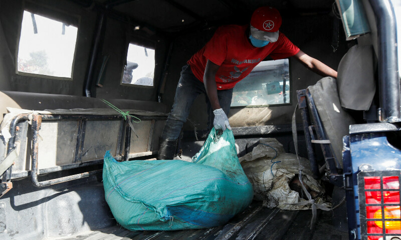 Kenyan police search dumpsite after mutilated bodies found - World