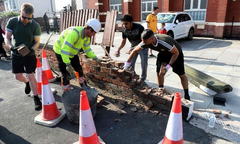 UK government vows clampdown after clashes over deadly Southport stabbing - World