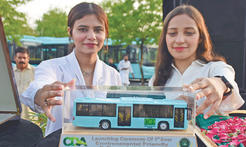 Electric buses start operation on two routes in Islamabad today - Pakistan