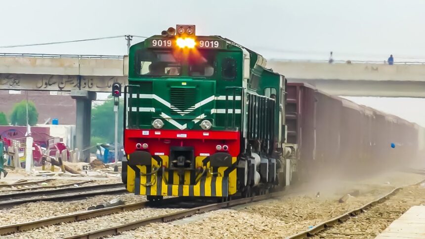 Pakistan Railways Announces Special Muharram Train From Tando Adam to Rohri