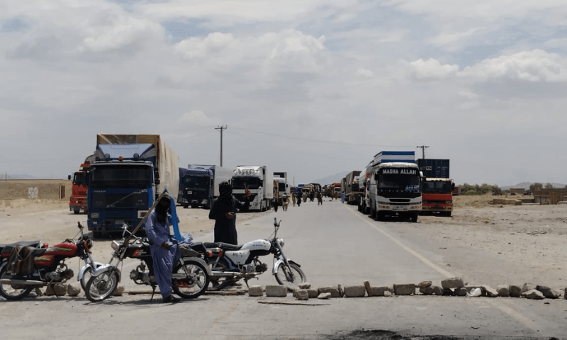 Road closures cause fuel shortages in Balochistan - Pakistan