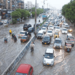 Light rain throws Karachi into traffic chaos - Pakistan