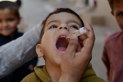 Balochistan DCs discuss efforts to curb polio - Pakistan