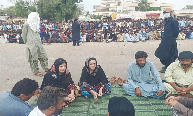 Gwadar sit-in persists amid trust deficit between Baloch Yakjehti Committee, govt - Pakistan