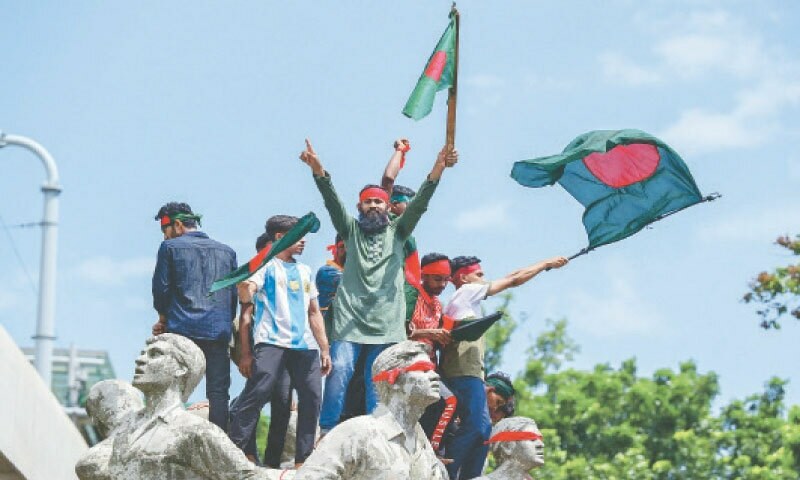 91 killed as Dhaka turns into battleground - Newspaper