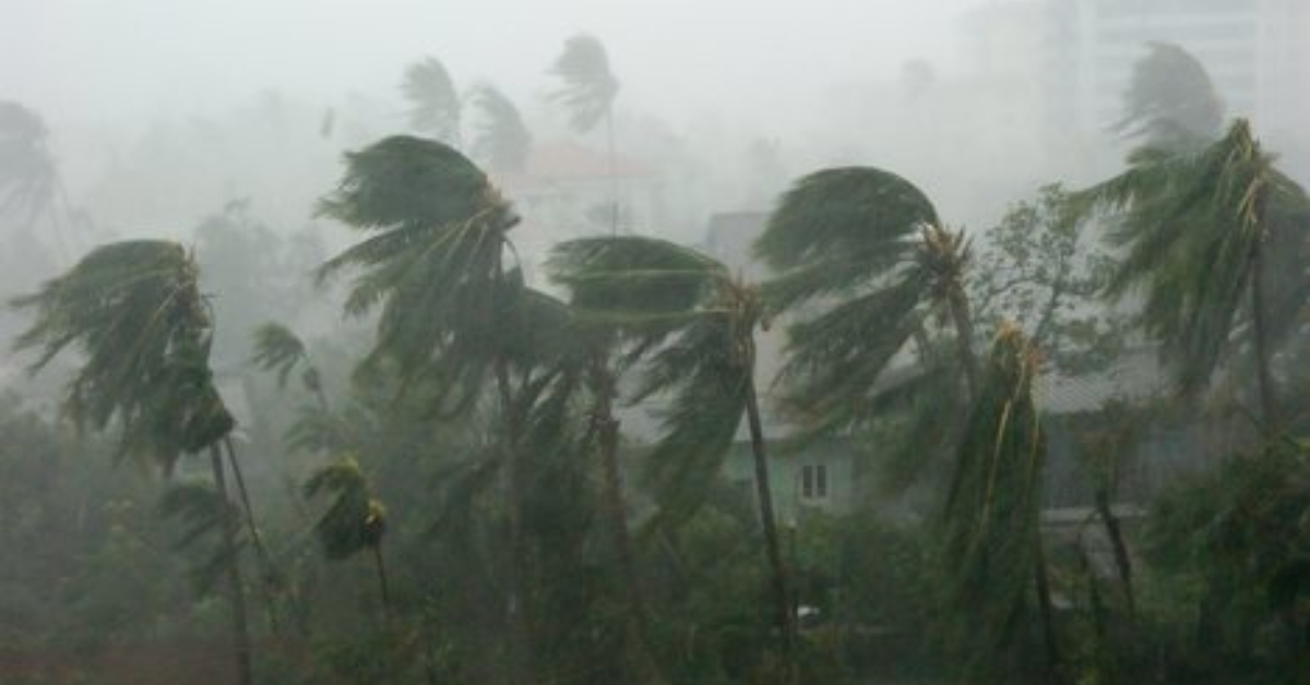 Heavy Rain with Strong Winds Today!