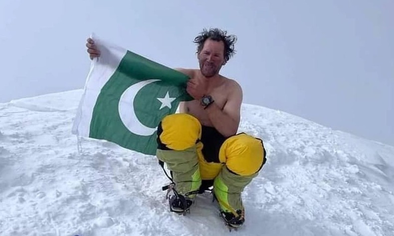 Pakistani Mountaineer Murad Sadpara Passes Away