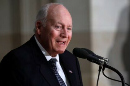 Republican Cheney to vote for Kamala - World